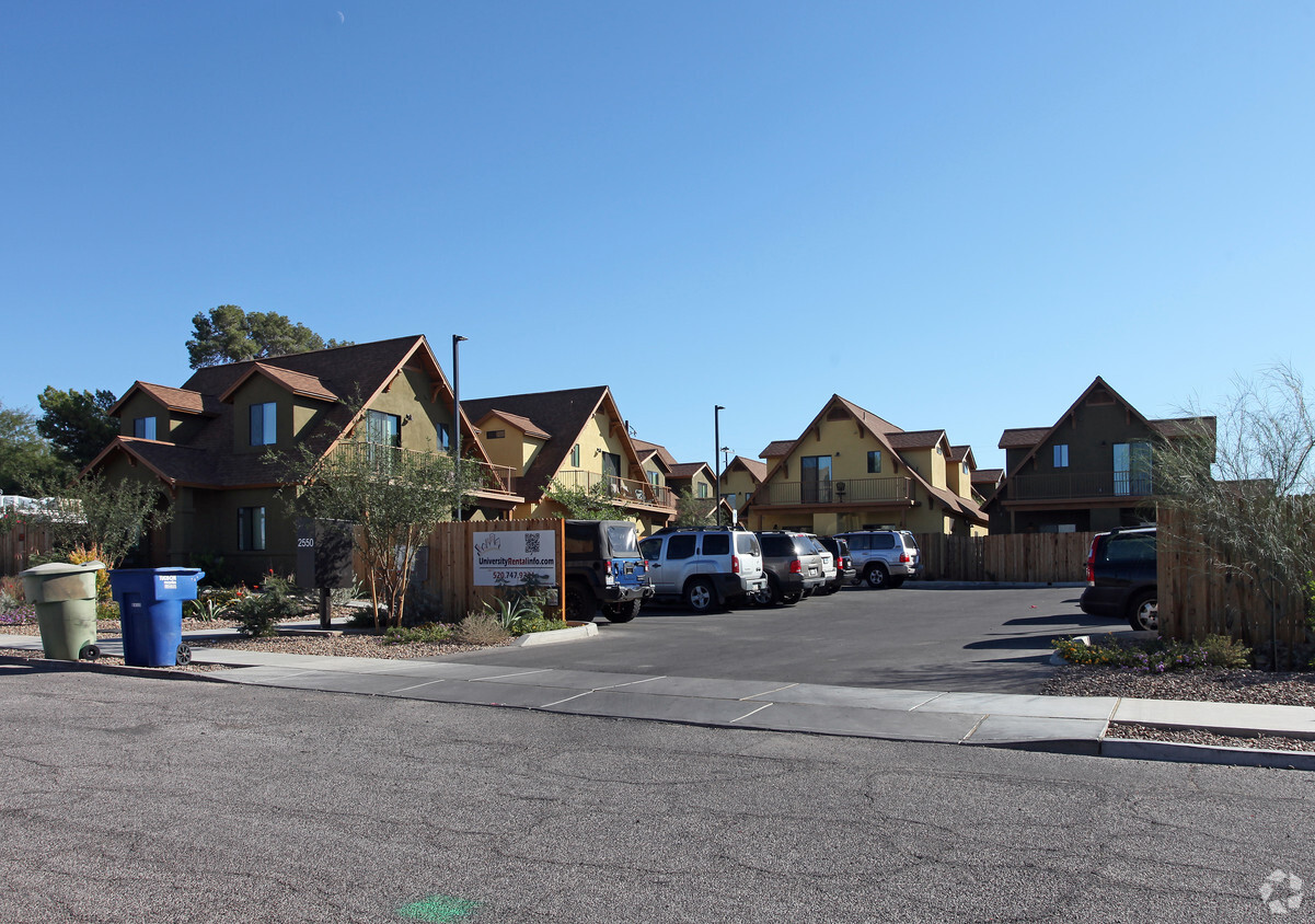 Primary Photo - Water Street Homes