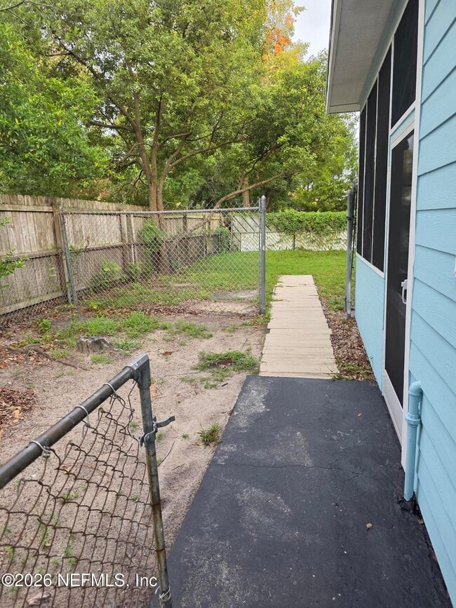 Building Photo - 11428 Harlan Dr
