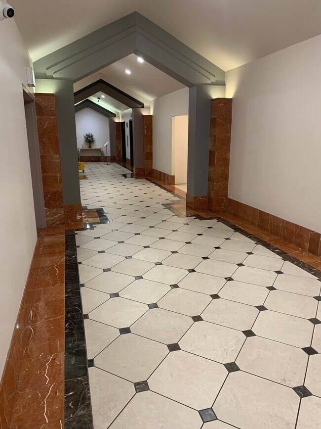 Foto del edificio - 1212 N La Salle Dr