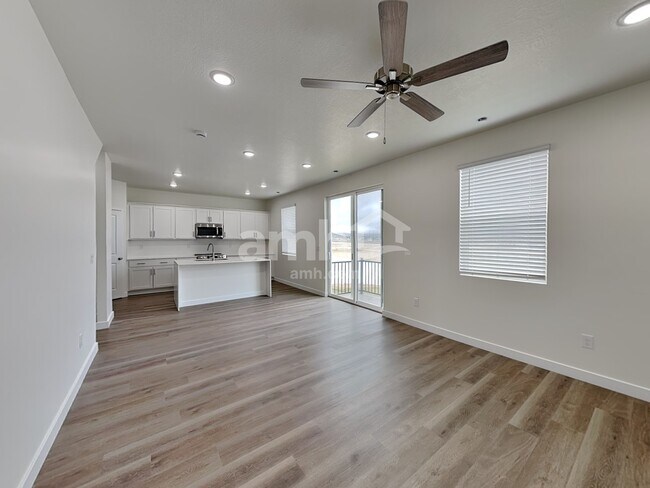 Foto del edificio - 1256 W Mahogany St