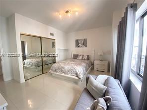 Foto del edificio - 5415 Collins Ave