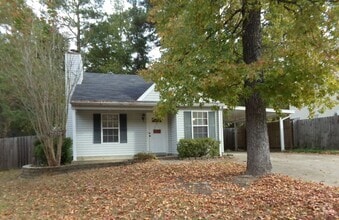 Building Photo - 633 Hidden Valley Dr