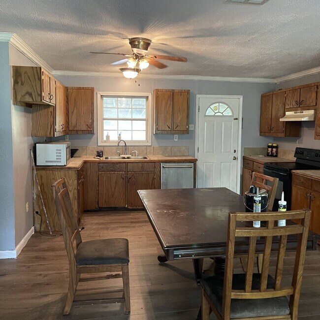 Foto del edificio - 20455 Perrilloux Rd