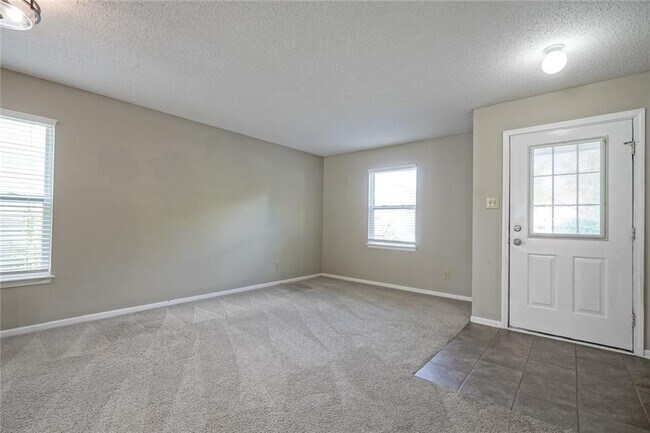 Building Photo - 10155 Holly Berry Cir