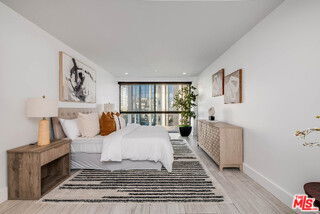 Foto del edificio - 10790 Wilshire Blvd