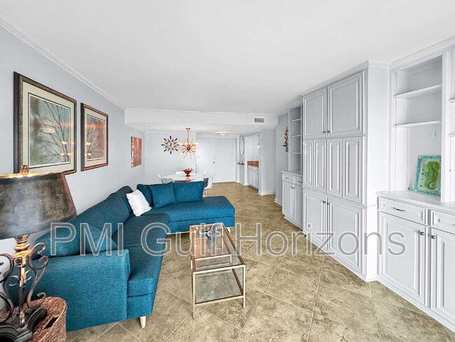 Foto del edificio - 615 Bayshore Dr