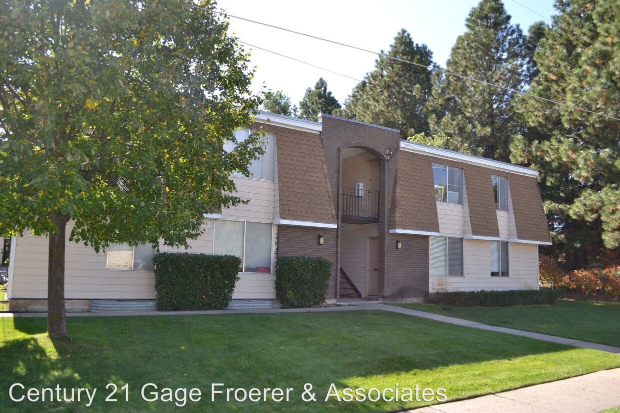 4923 S 425 W Unit 4, Washington Terrace, UT 84405 Condo for Rent in Washington Terrace, UT