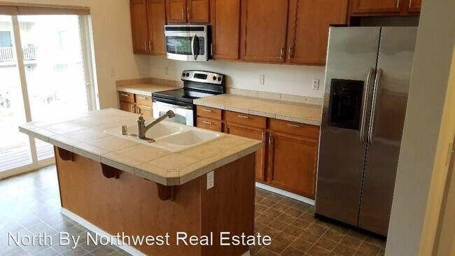 Building Photo - 3 br, 2.5 bath House - 5317 Military Road ...
