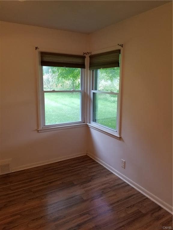 Building Photo - 2407 W Genesee Turnpike