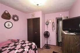 Building Photo - 3 br, 1 bath House - 6335 High St