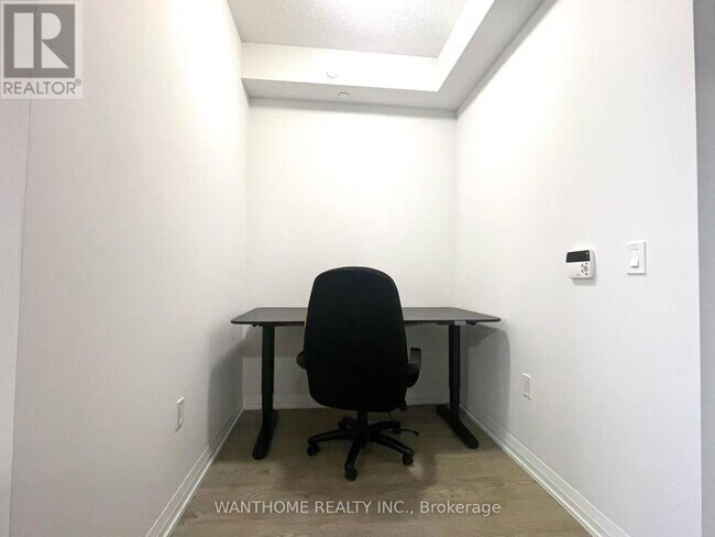 Photo du bâtiment - 9560 Markham Rd