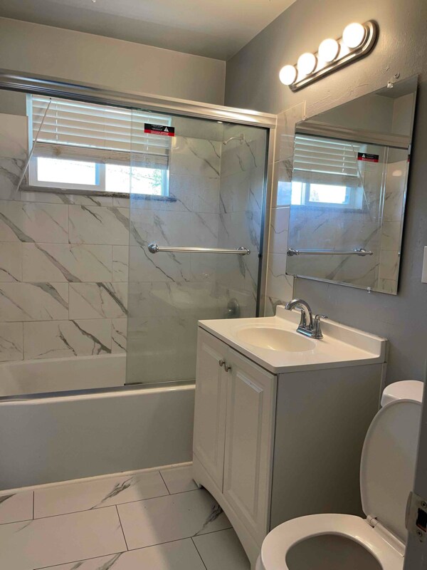 Building Photo - 6568 W Colorado Dr