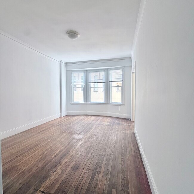 Foto del edificio - 347 Eddy-505