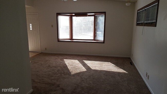 Building Photo - 3 br, 2 bath House - 5020 Spruce Street
