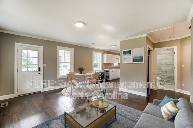Building Photo - 1007 Druid Cir