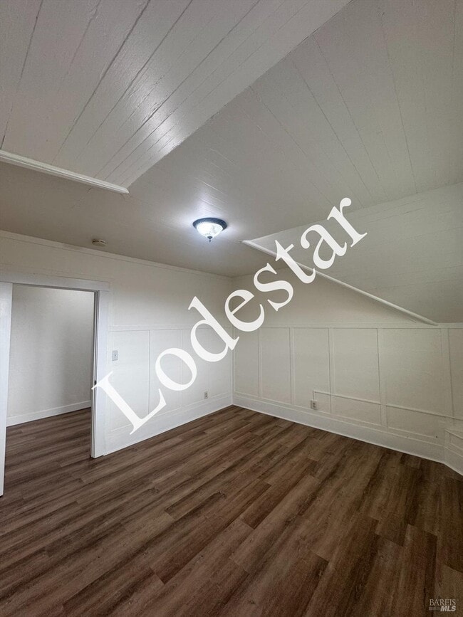 Building Photo - 302 Carolina St