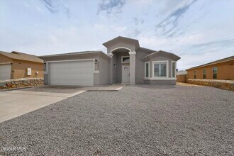 Building Photo - 13672 Baja Vista Ct
