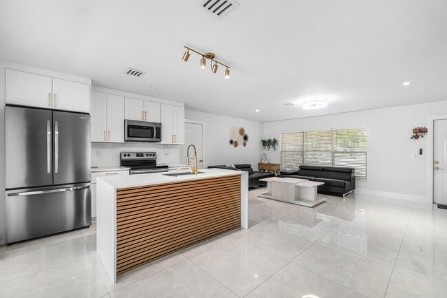 Foto del edificio - 403 S 13th Ct