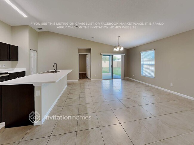 Foto del edificio - 4310 SW Darwin Blvd