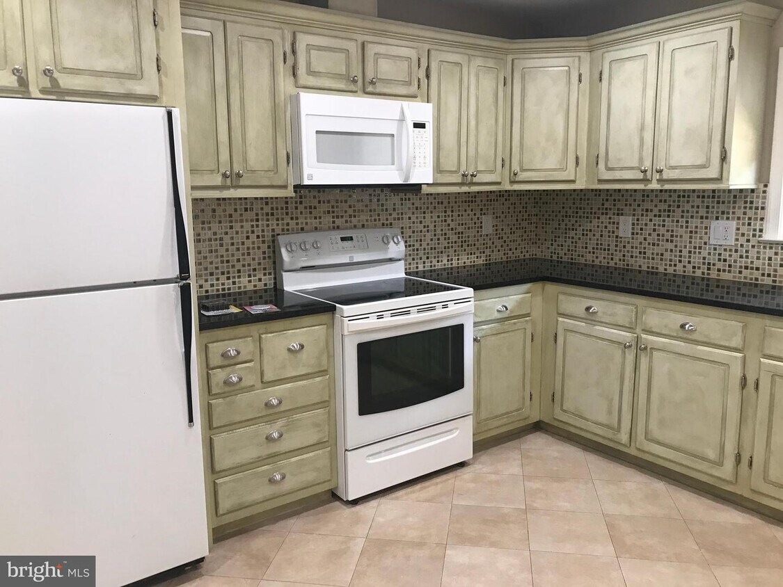 8526 Minerva Ct, Vienna, VA 22182 House Rental in Vienna, VA