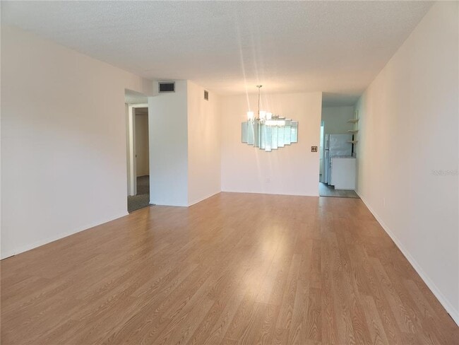 Building Photo - 2358 Ecuadorian Way
