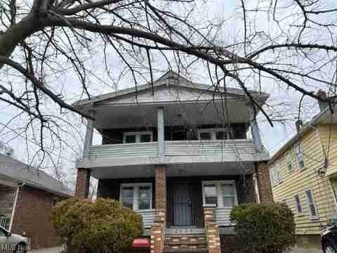1007 Nathaniel Rd Cleveland, OH 44110 – photo 1