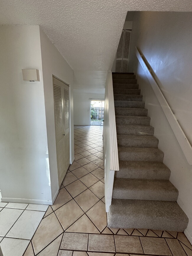 Building Photo - Coastal Living in the Heart of Indian Harbour Beach