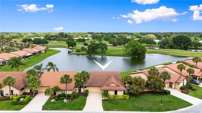 Foto del edificio - 3281 SW Bobalink Way