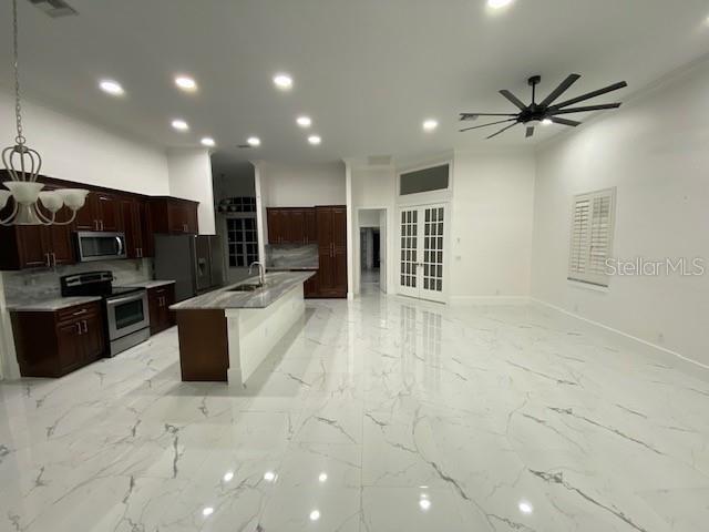 Foto del edificio - 26 NW 8th Pl