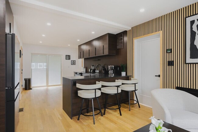 Foto del edificio - 99 Bennington St