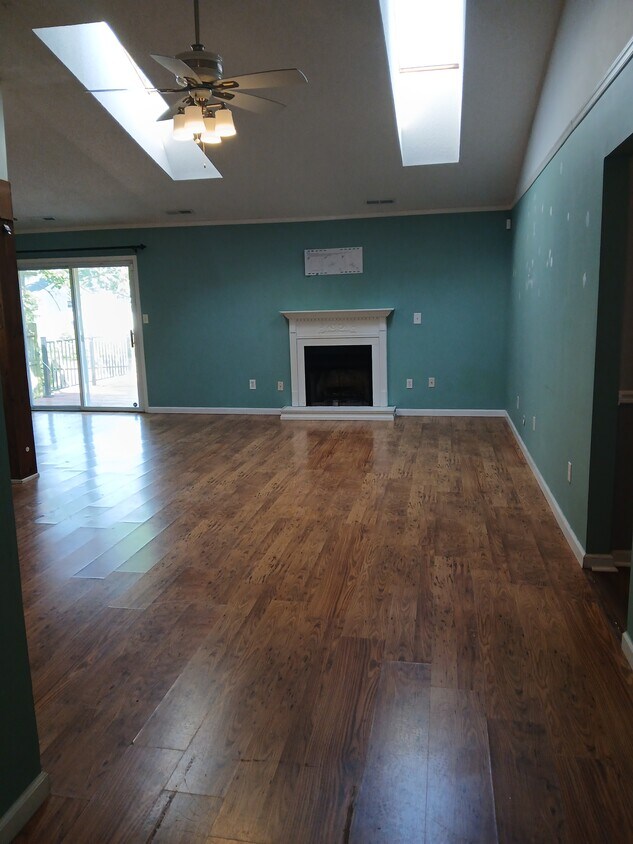 Foto principal - 2620 St Regis Ln