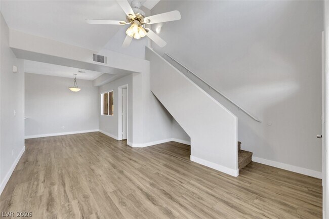 Foto del edificio - 499 Lost Eagle Way