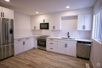Building Photo - 12116-12143 43 St NW