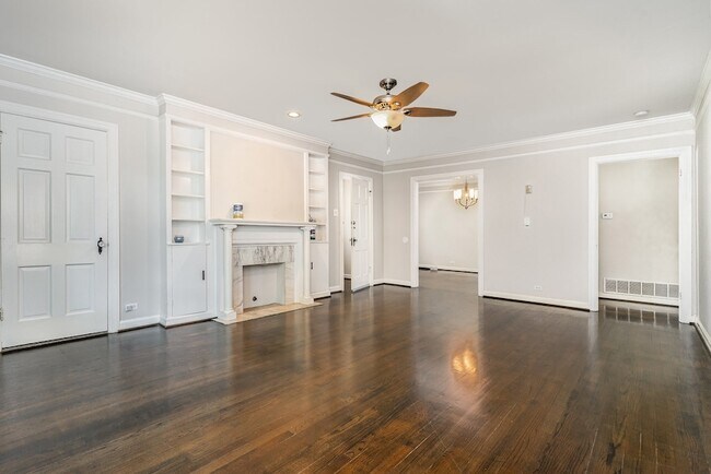 Building Photo - 4146 Normandy Ave