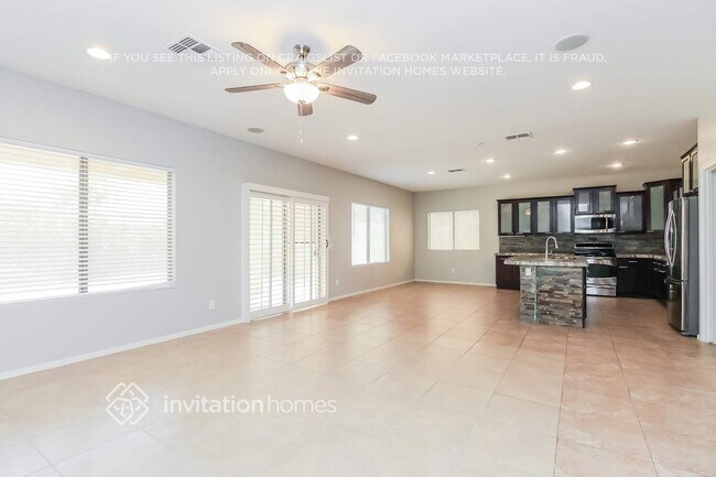 Building Photo - 4657 E Odessa Dr