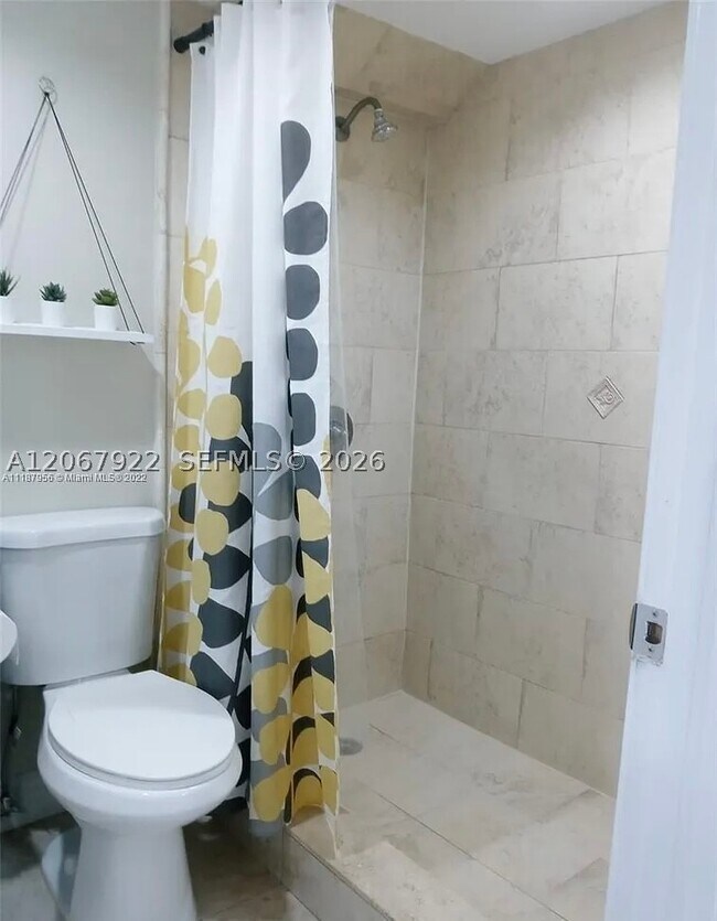 Foto del edificio - 7211 W 24th Ave