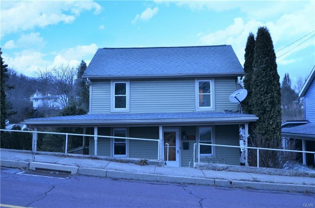 Primary Photo - 246 Hudsondale St