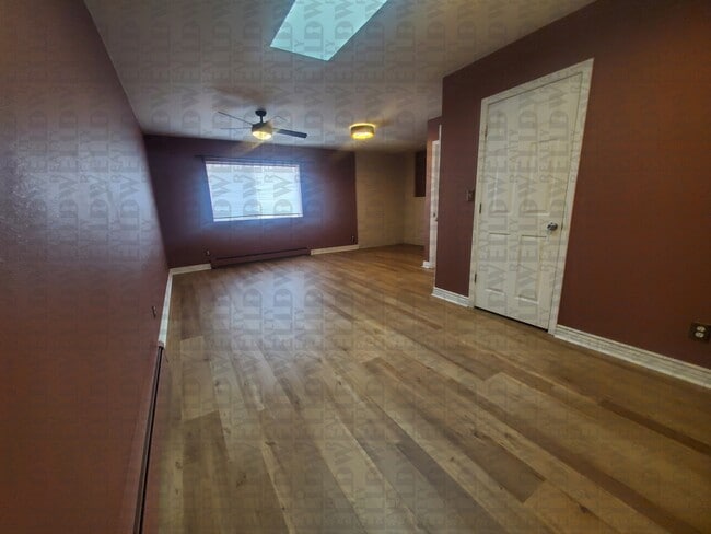 Foto del edificio - 4613 N Weber St