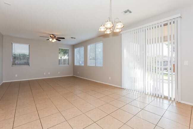 Building Photo - 1465 E Mia Ln