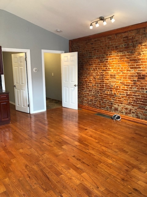 Building Photo - 2500 E Dauphin St