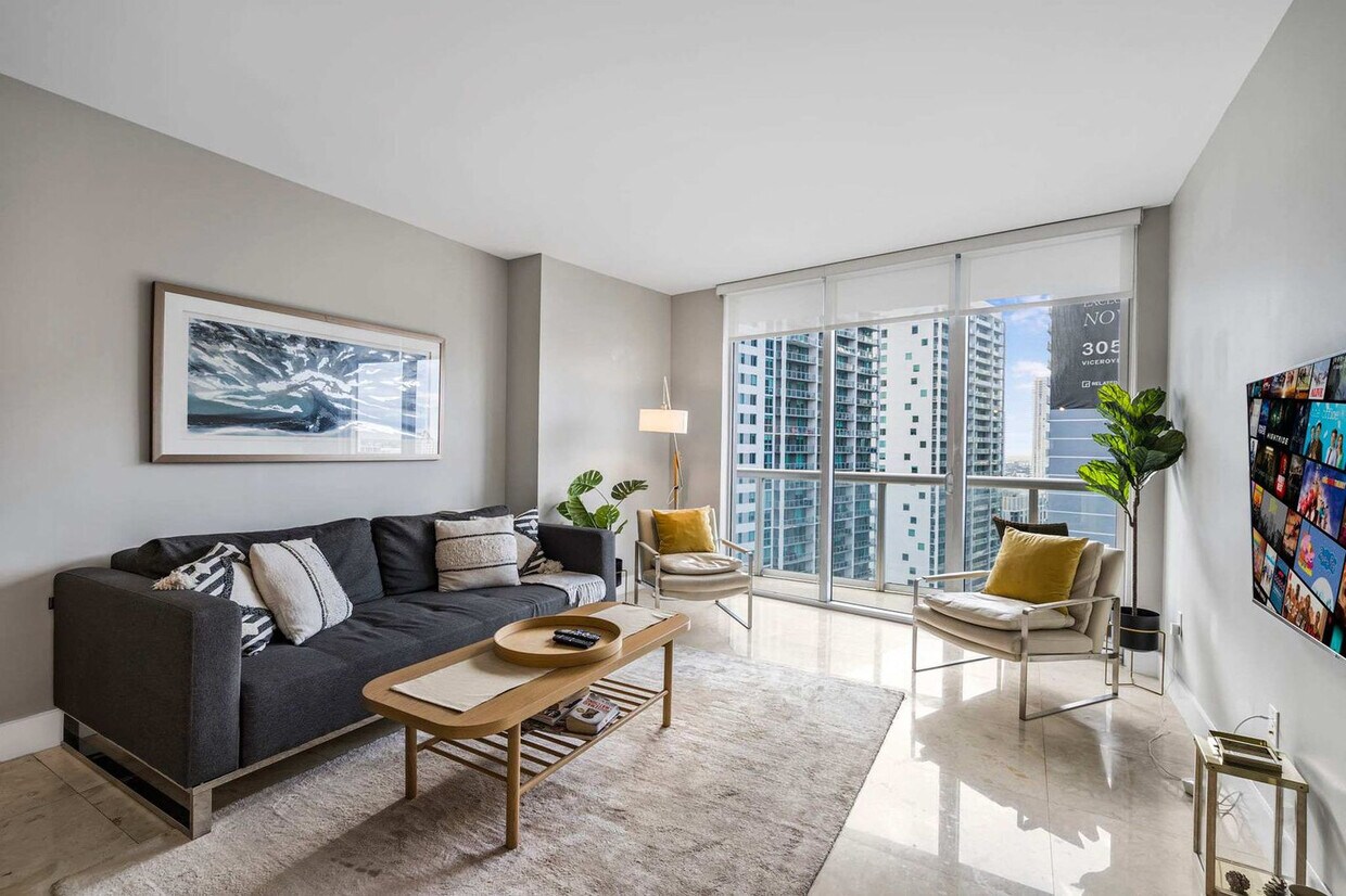 Primary Photo - 485 Brickell Ave