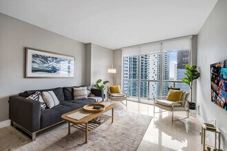 Building Photo - 485 Brickell Ave