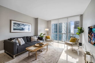 Building Photo - 485 Brickell Ave