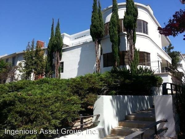 Foto principal - 844-846 S Plymouth Blvd