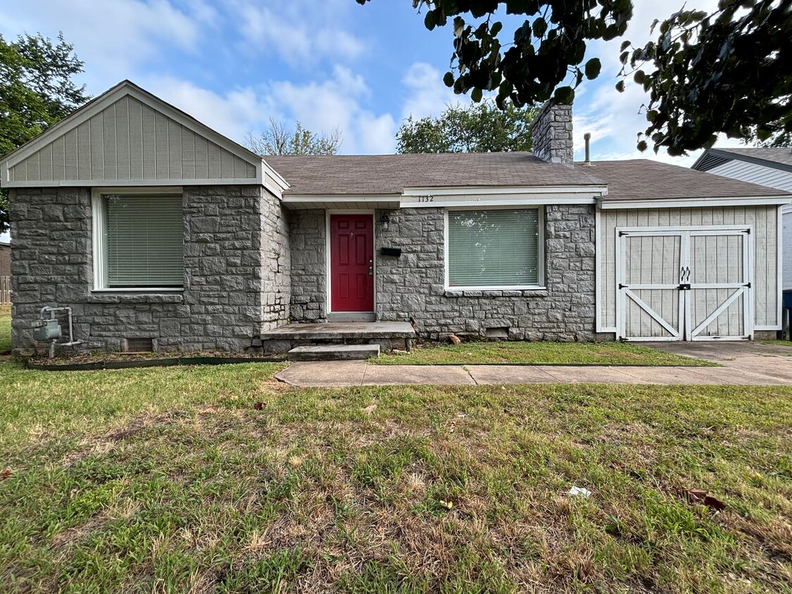 Primary Photo - Fully updated 3 bedroom in Midtown!