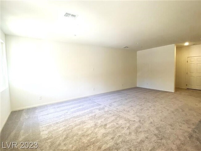 Foto del edificio - 3730 Trancoso Ave