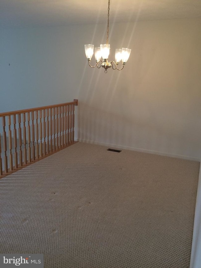 Building Photo - 1 E Shetland Ct