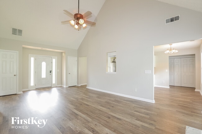 Building Photo - 175 Aspen Forest Dr