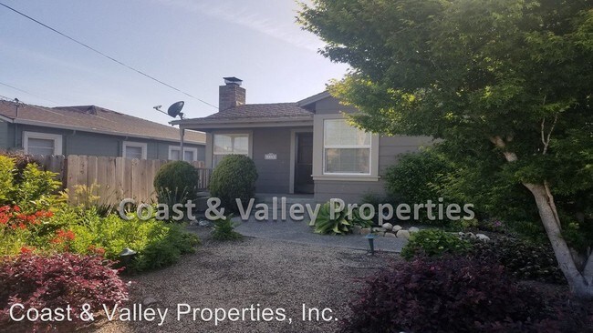 Foto del edificio - 2 br, 1 bath House - 114 Lorimer St.