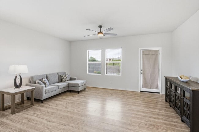 Building Photo - 16664 W Christy Dr